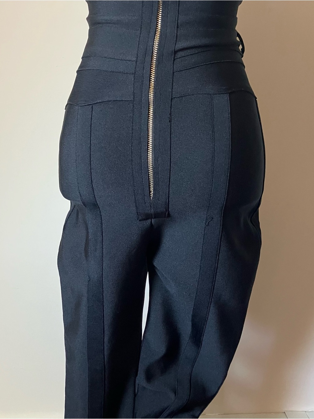 Bella Barnett Black Bandage Jumpsuit Sculpting Fit w/ Ankle Zippers size Medium - Picture 12 of 13